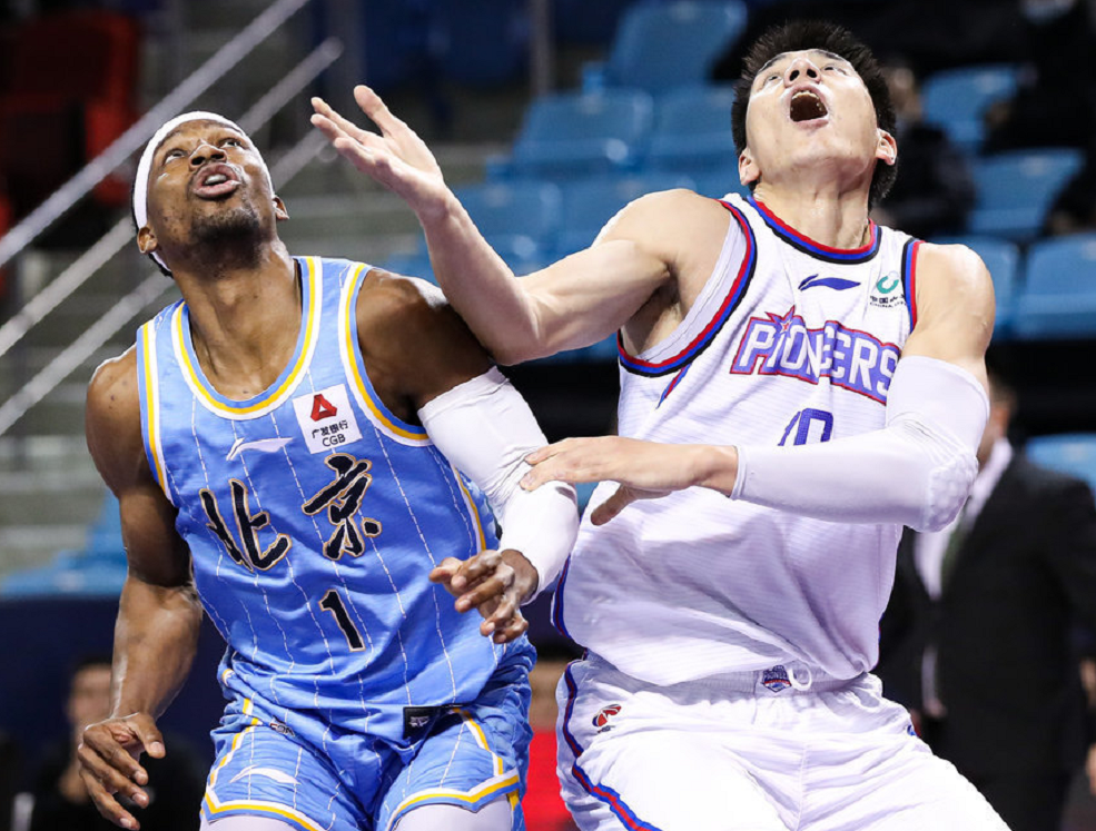 Karsa爆冷击败法国队，出色防守引爆全场！的简单介绍